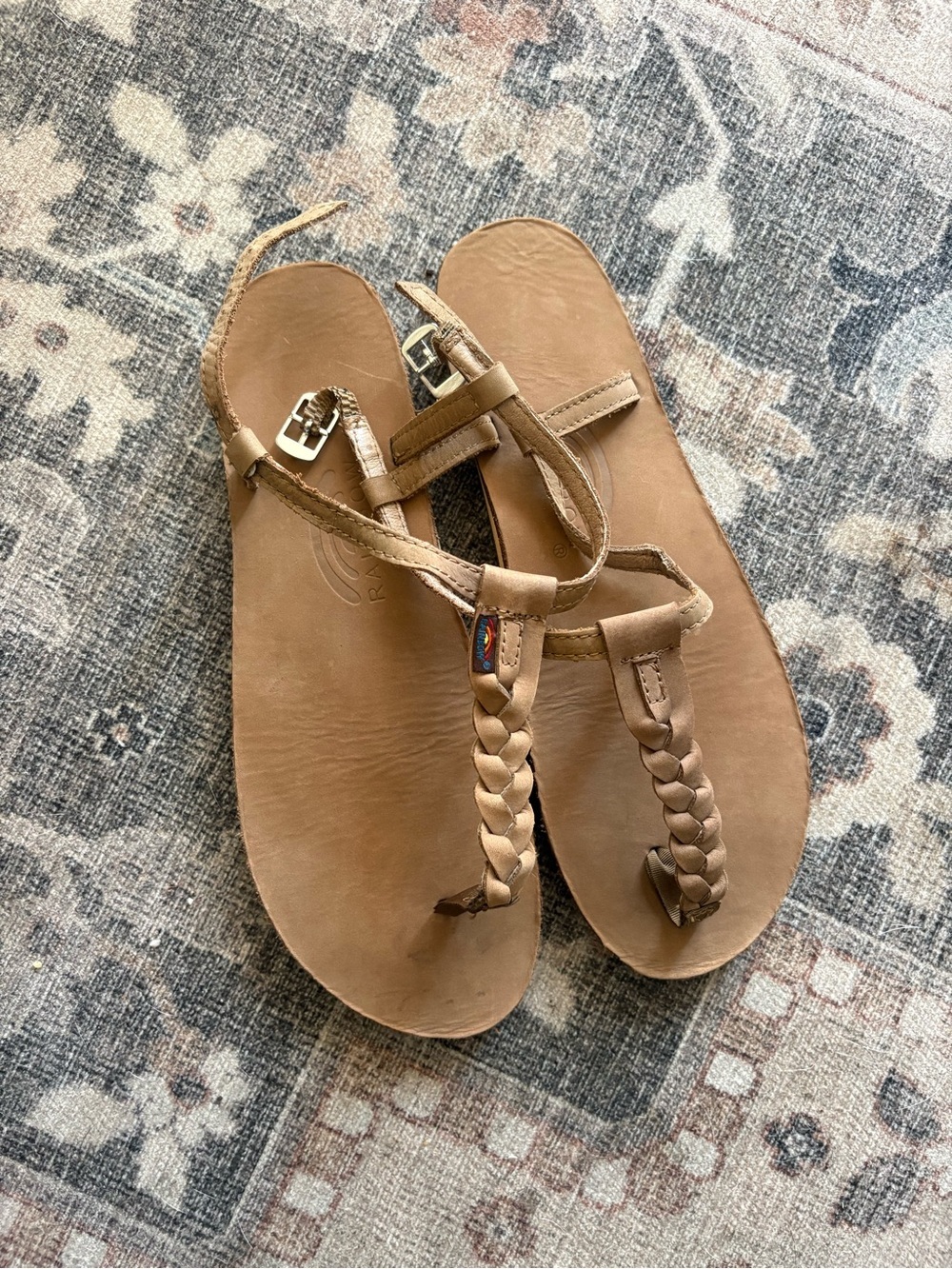Rainbow T strap braided leather summer sandal size XL 10-10.5